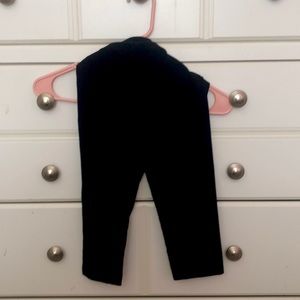 Black old navy capris